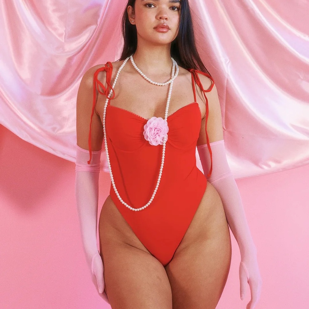 Dippin Daisies • Bonjour red rose one piece swimsuit
